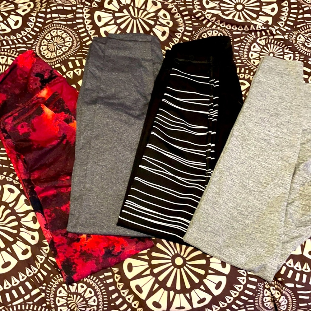 4 pairs Old Navy active leggings - SOLD